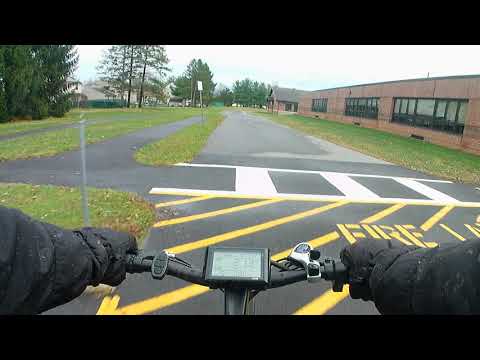 FAT Tire electric bike | Ecotric 26 inch | Riding the School Basin the Right Way | EMTB