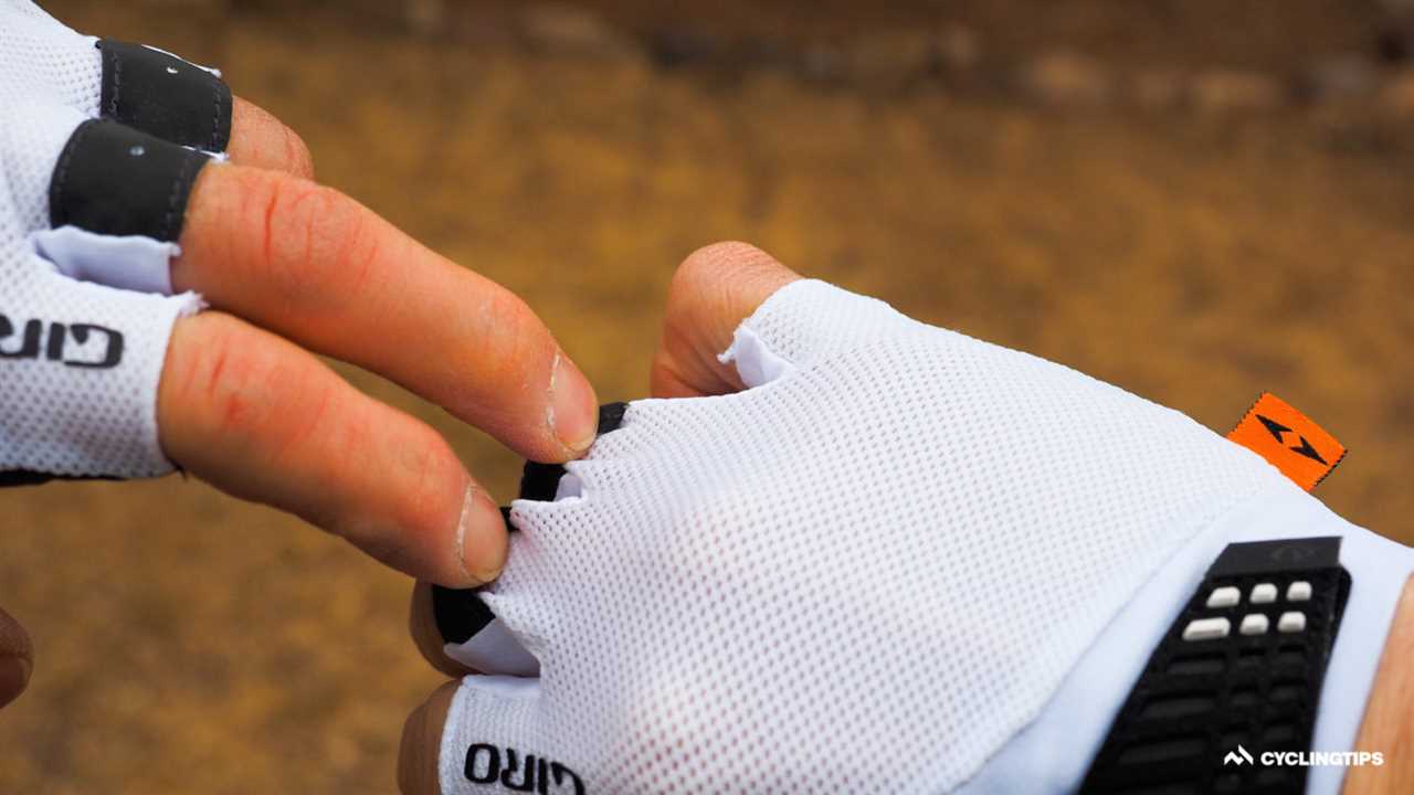 Spotlight: Giro Supernatural road gloves