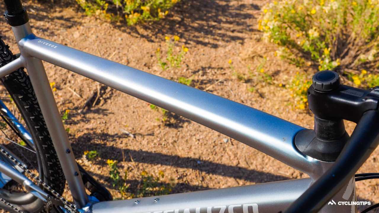 Specialized Diverge Expert E5 Evo review: Fun, not that fast, with flat bars