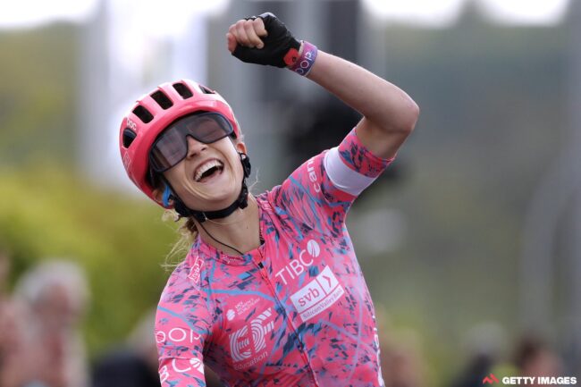 Veronica Ewers: from the soccer pitch to the peloton