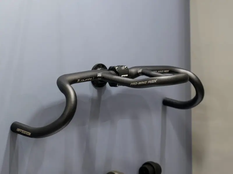 FSA AGX Loop alloy gravel bike handlebar and integrated aero extension loop