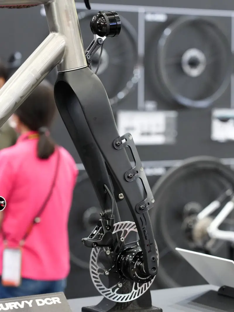 Deda Elementi Gera Curvy fork with mounts for bikepacking and adventure bicycle touring