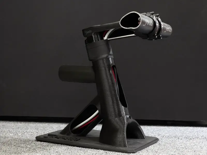Deda Elementi internal routing cutaway for bicycle cockpits