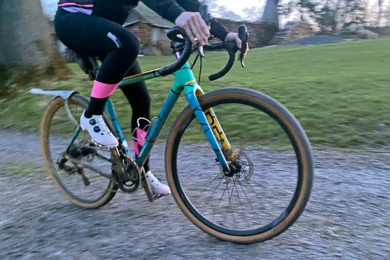 Quoc Gran Tourer XC mountain bike & gravel race shoes, riding