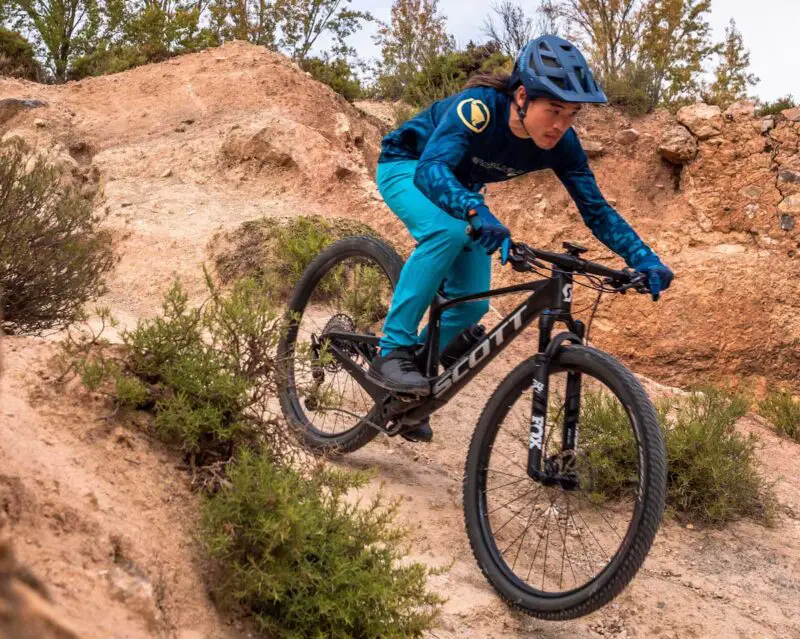 Endura Introduces New MT500 Helmet, Brings More MTB Lids to the USA