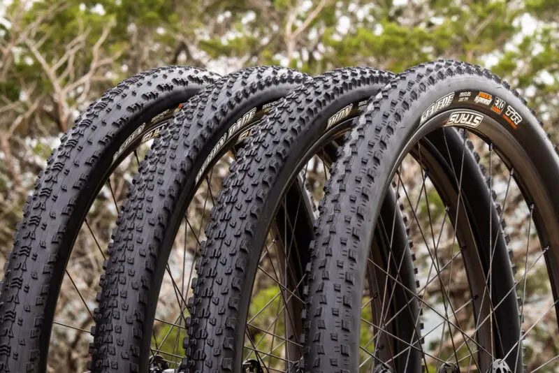 maxxis severe sc mtb tire alongside ikon rekon race aspen tread comparison