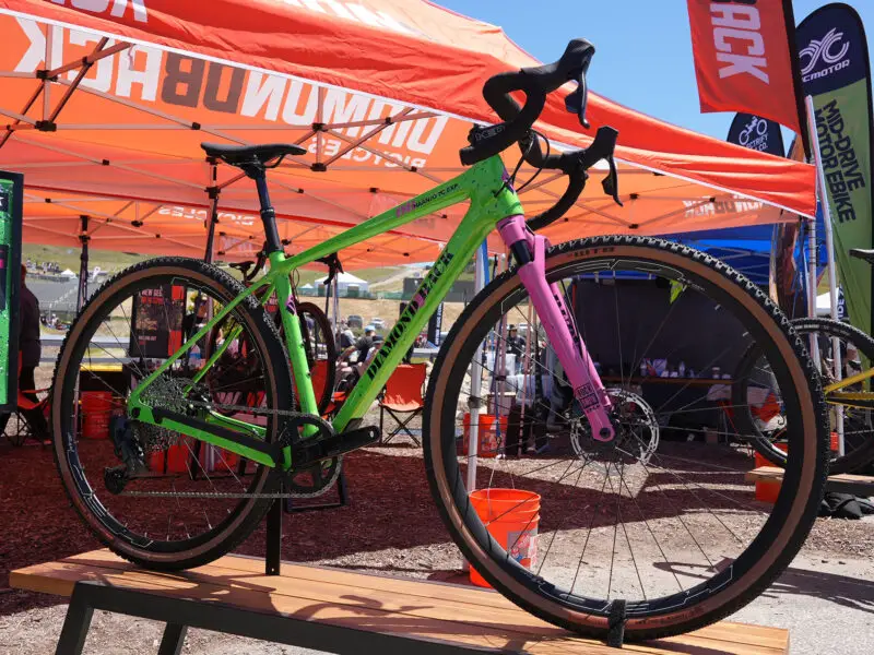 retro painted diamondback haanjo gravel bike from sea otter classic