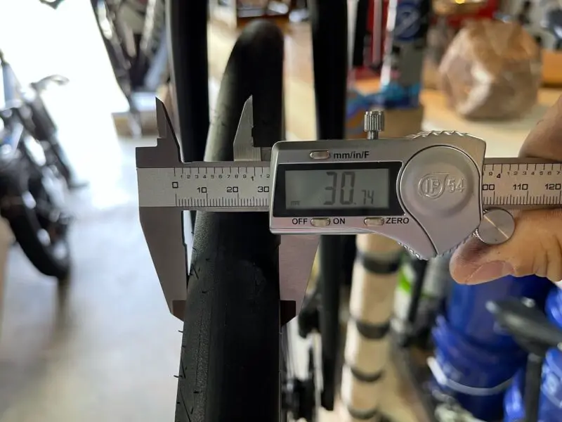 Teravail Telegraph road tires width