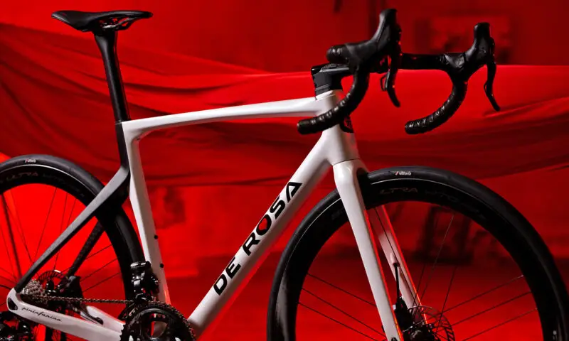 2023 De Rosa 70 Settanta lightweight carbon aero road bike, designed by Pininfarina, frame detail