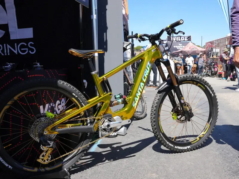 gold mountain bike with kogel oversize pulley cage