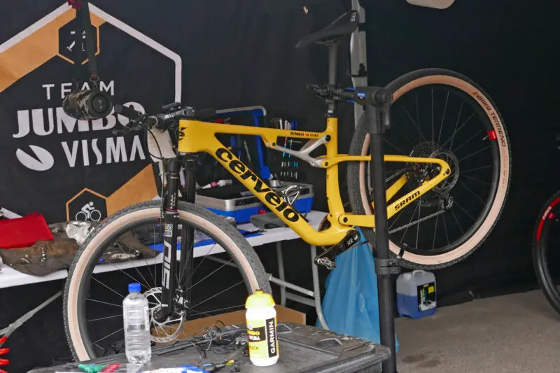 Cervelo ZFS-5 LinkLock prototype lockout gadget, XCO full-suspension to XCC hardtail conversion, short-track race-ready