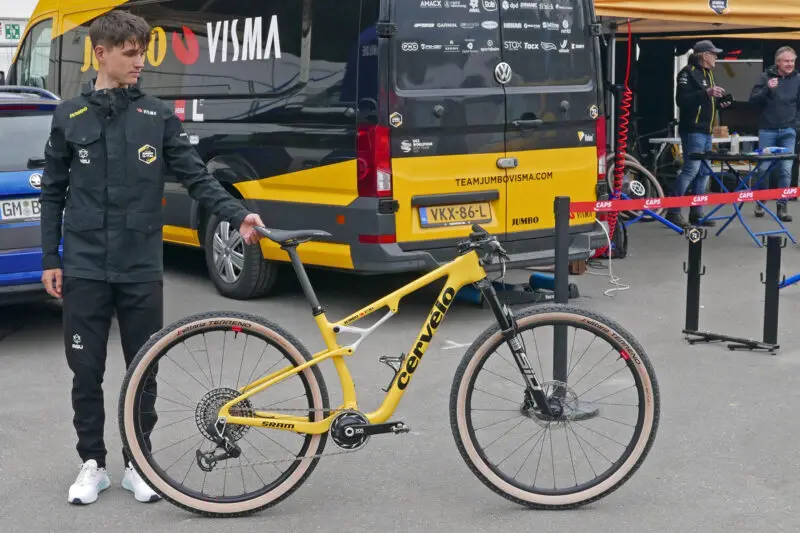 Cervelo ZFS-5 LinkLock prototype lockout gadget, XCO full-suspension to XCC hardtail conversion, Milan Vader Jumbo-Visma