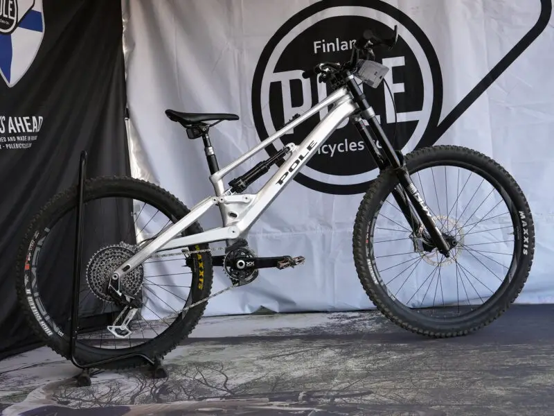 pole onni enduro dh mountain bike