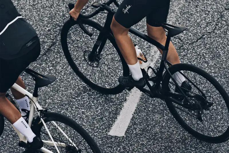 Fizik Vento Antares revamped reshaped ergonomic racing saddle, riding