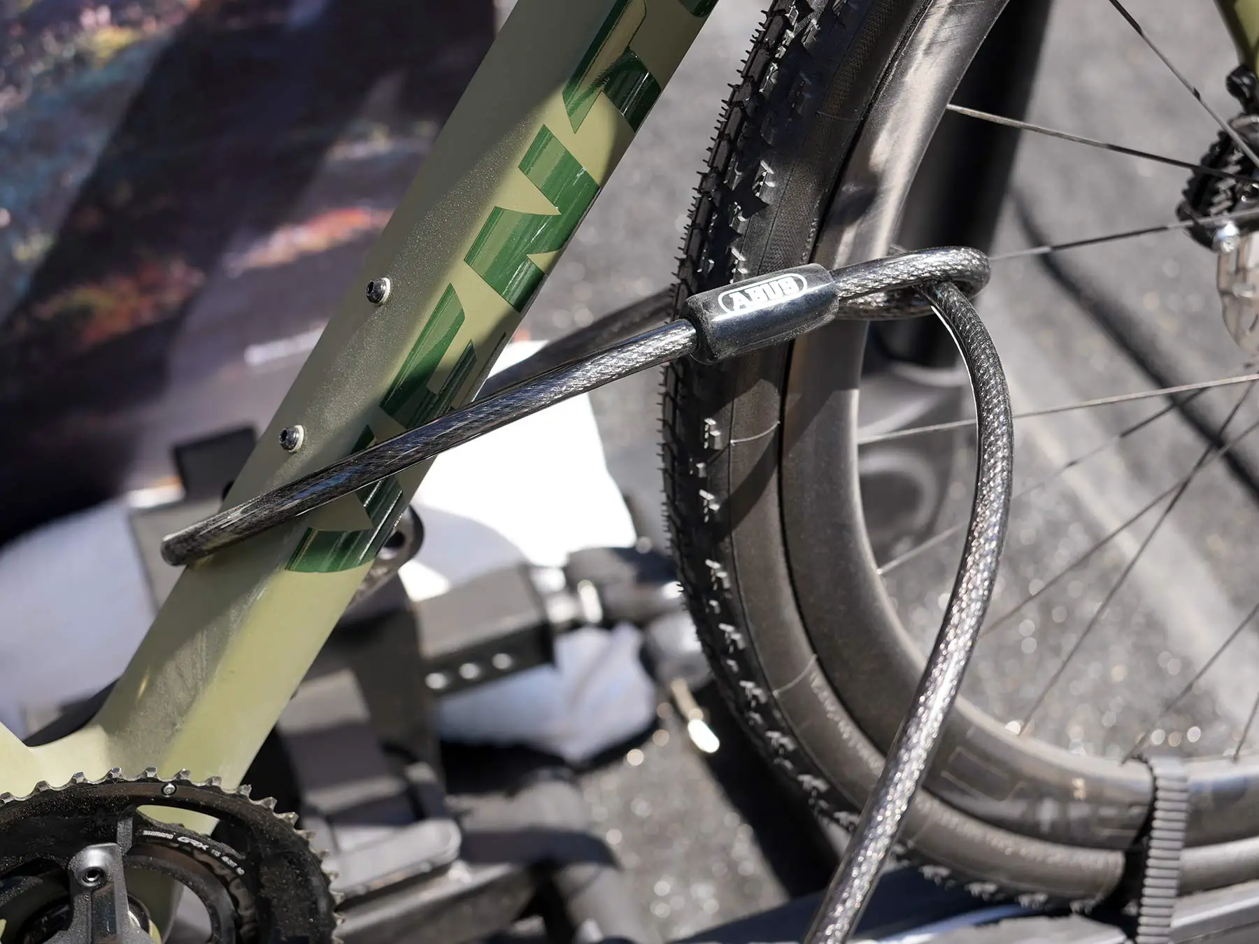 thule epos heavy duty hitch bike rack