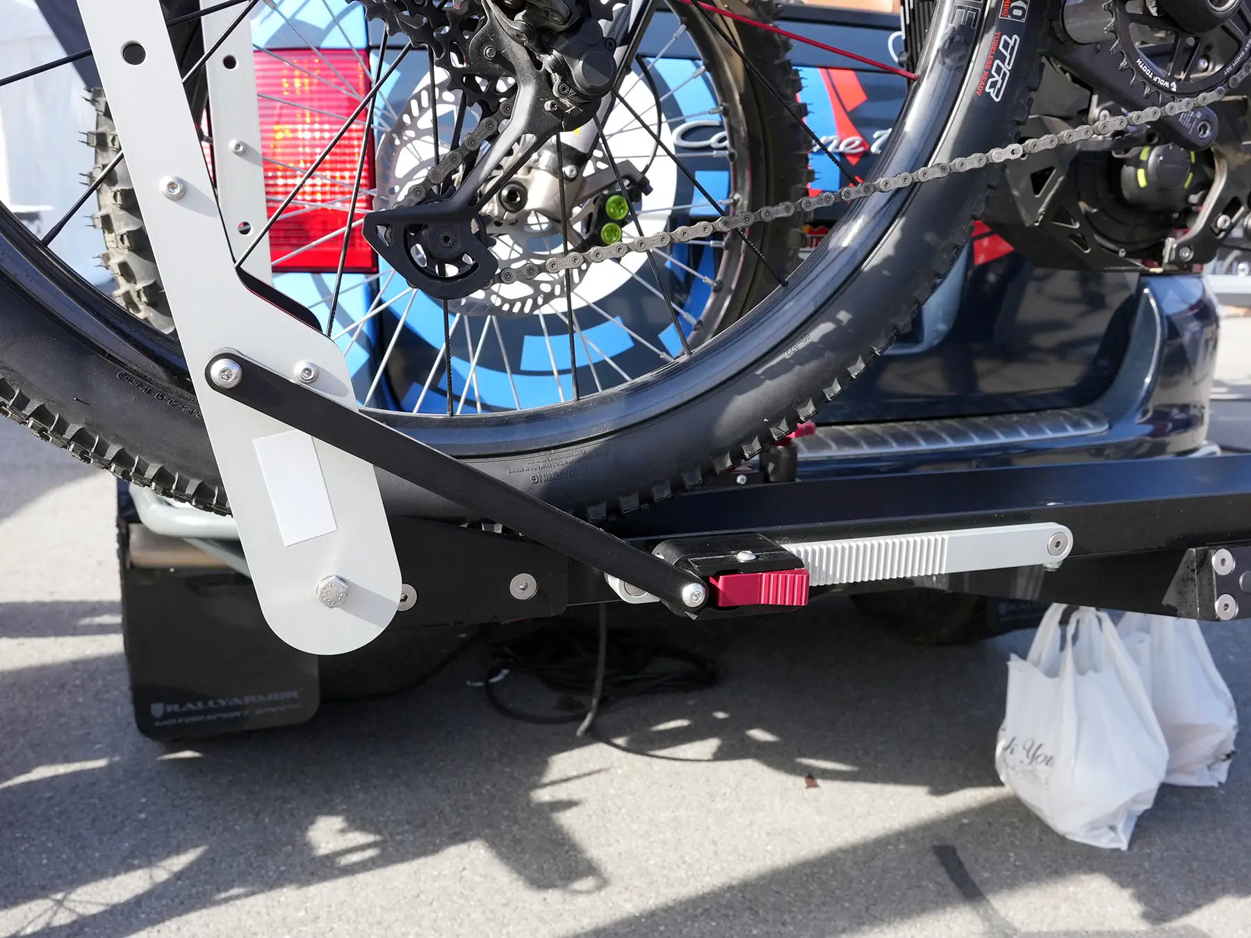1up racks xd extreme duty heavy duty hitch mount bike rack for heavier e-bikes