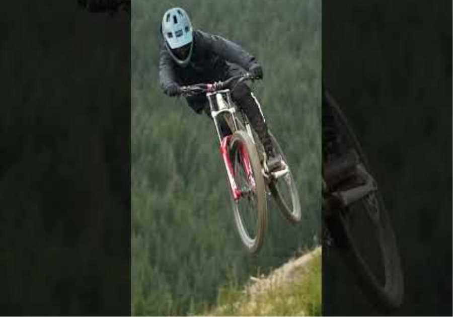 Flying Around Dyfi! ✈️
