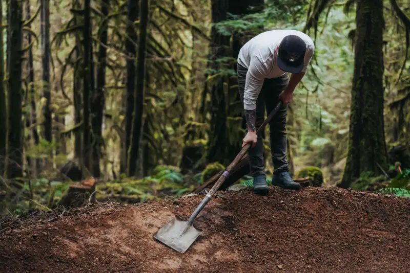 Airplane Mode: OneUp Build New Squamish Trail & Raise $44,000 for Trails Associations