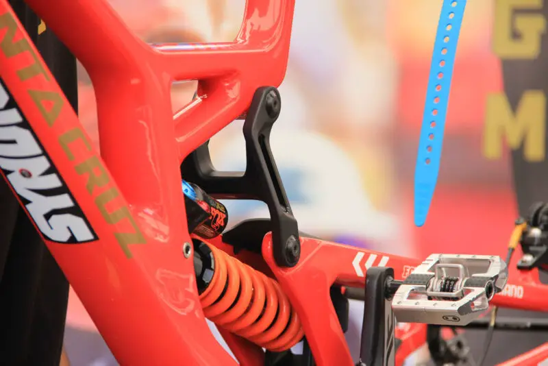 New Tech Round Up from UCI Lenzerheide World Cup DH Pits