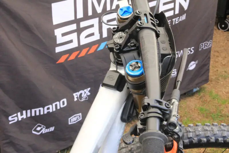 byb telemetry prototype lightweight smaller saracen myst dh bike
