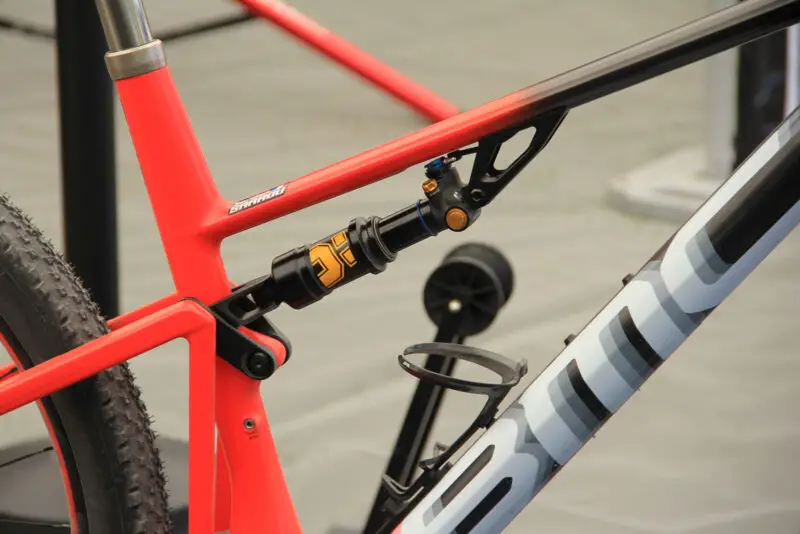 New XC Suspension, Tires & Brakes Spotted at Lenzerheide World Cup