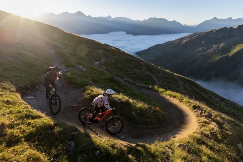 Specialized Turbo Levo SL Kids trails
