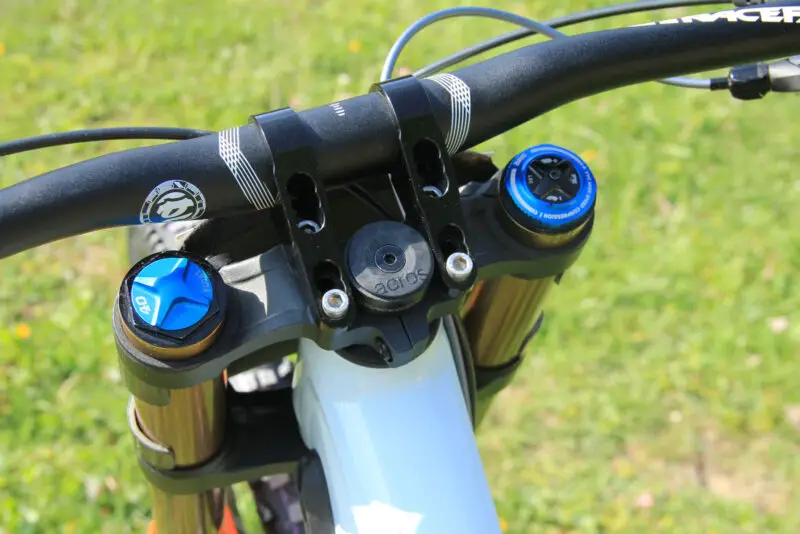 danny hart cockpit setup pro bike check lenzerheide 2023