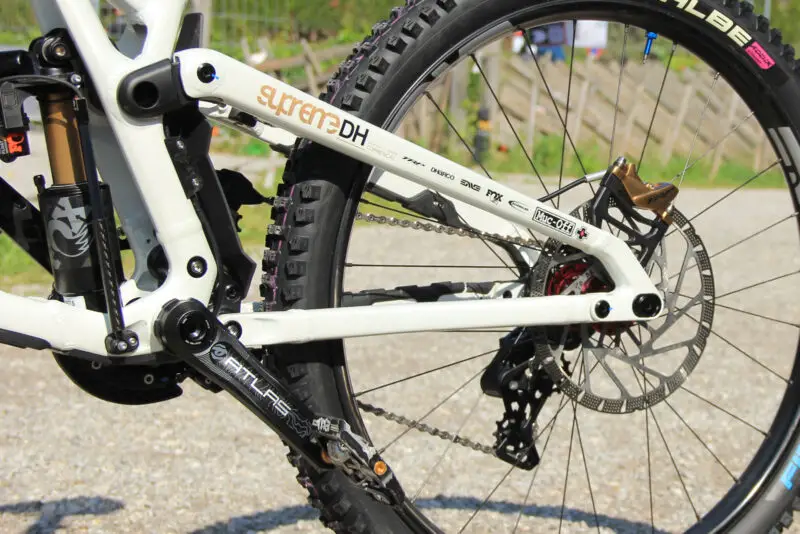 Pro Bike Check: Thibaut Daprela’s Commencal Supreme DH V5