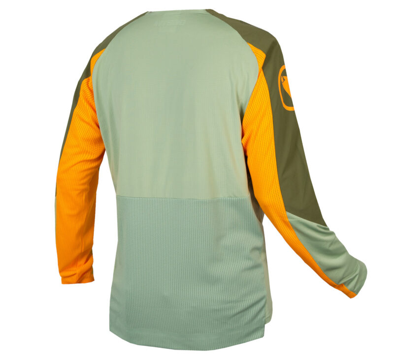 Endura’s New MT500 Burner Lite jersey rear