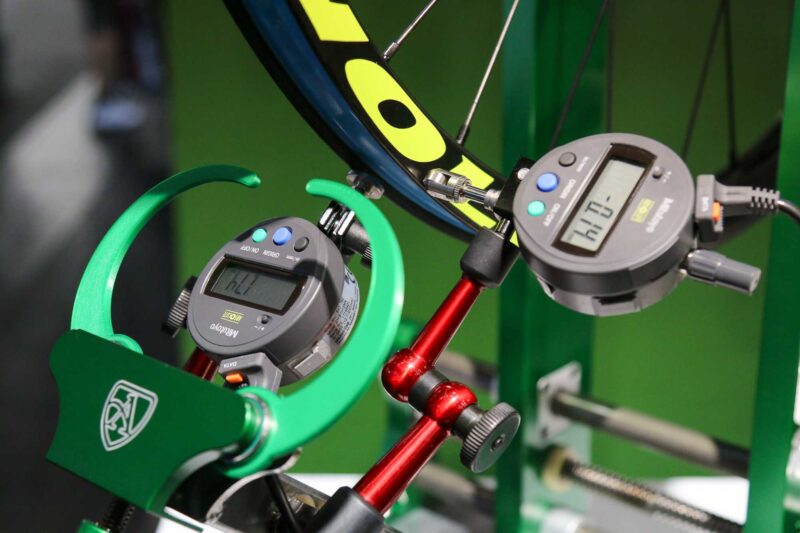 Abbey Truing Stand with Islandix system