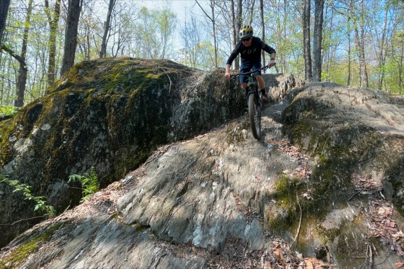 Testing the best mountain bike flat pedals