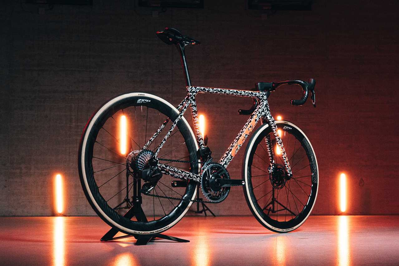 2024 Felt FR road bike prototype shown from angle
