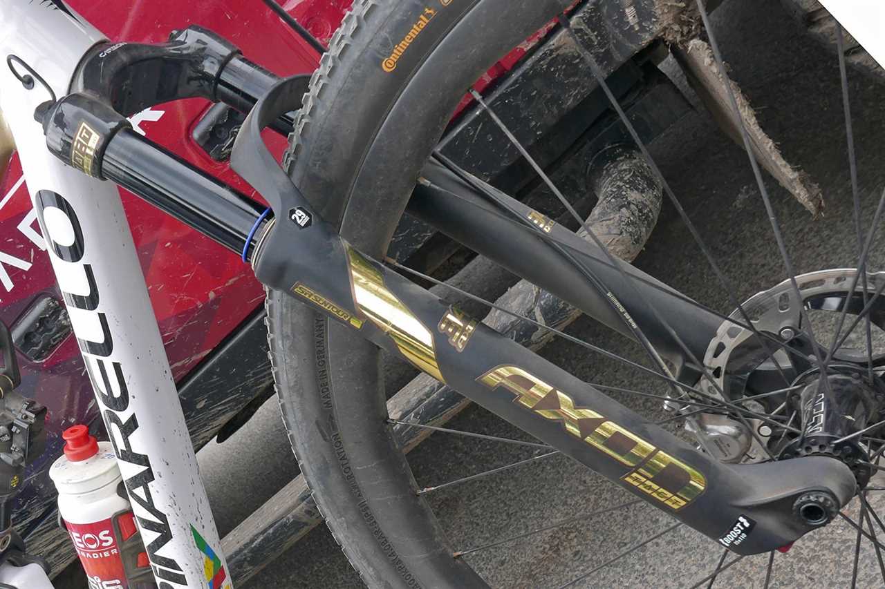 SR Suntour TACT automatic electronic XC MTB racing suspension, AXON34 Werx fork