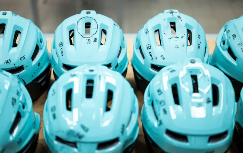 Bluegrass Vanguard is a Feature-Packed Lightweight Full Face Enduro Helmet