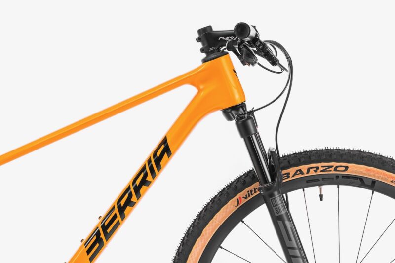 New Berria Bravo Soft Tail Boasts Sub 1000g Frame With 28mm of Travel
