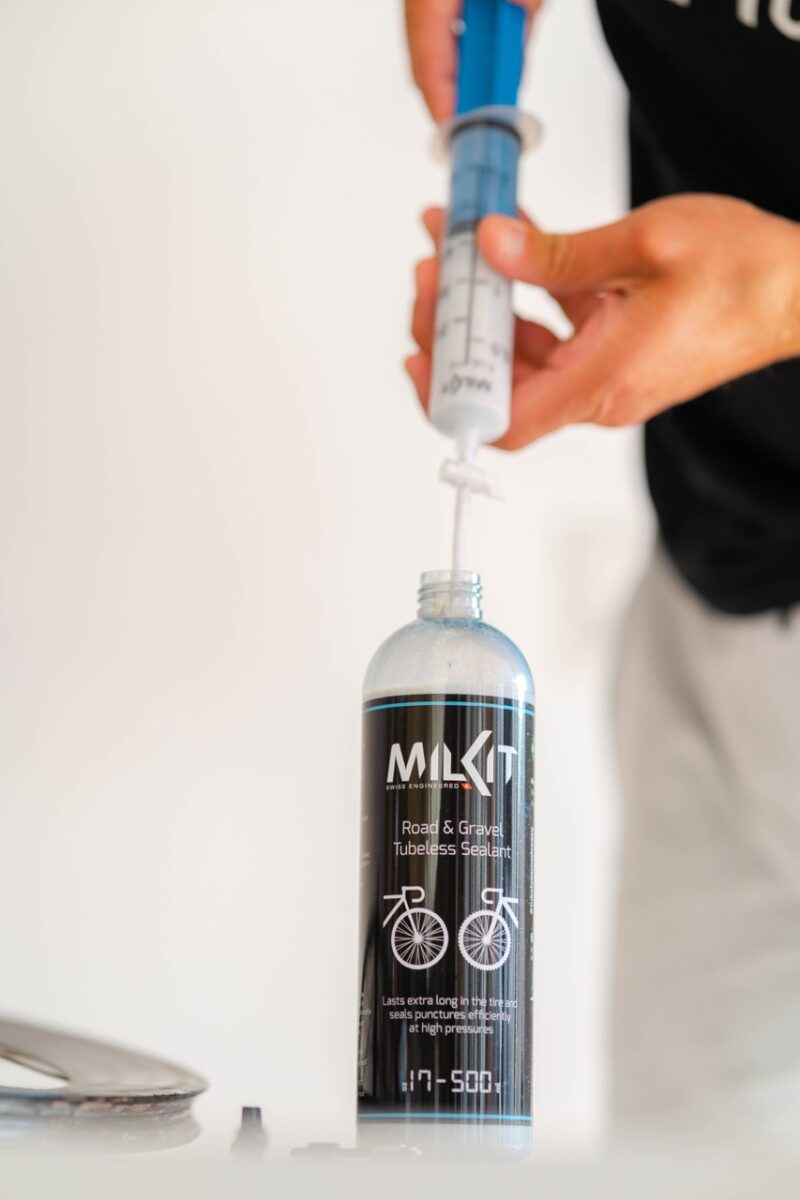 milKit Road:gravel Sealant dipping