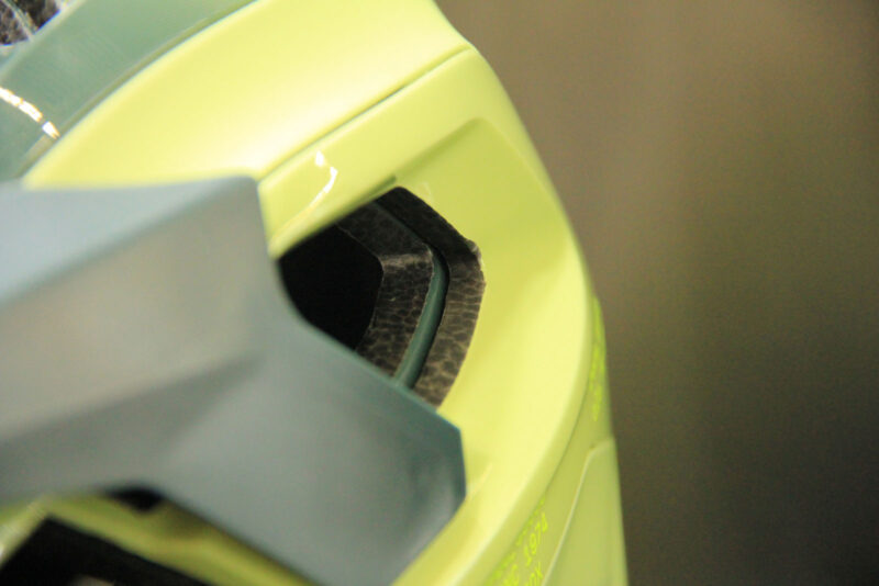 Fox Speedframe RS Helmet Gets Exclusive Use of MIPS Integra Split