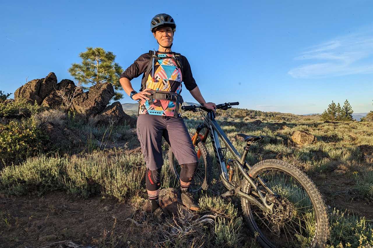 The lightweight and well-ventilated Pearl Izumi Summit Pro Shell women's mountain bike shorts