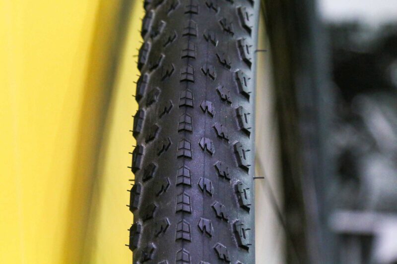 Goodyear Peak SL tread pattern