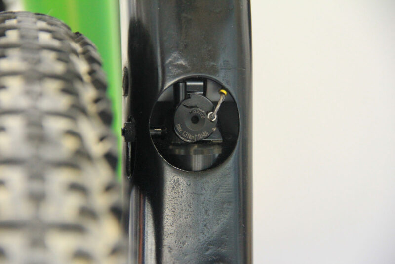 motion engineering 120mm xc fork half crown lightweight 1200g claimed weight