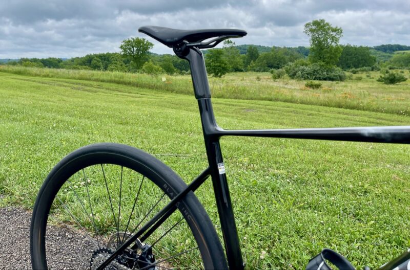 Factor O2 VAM seat post