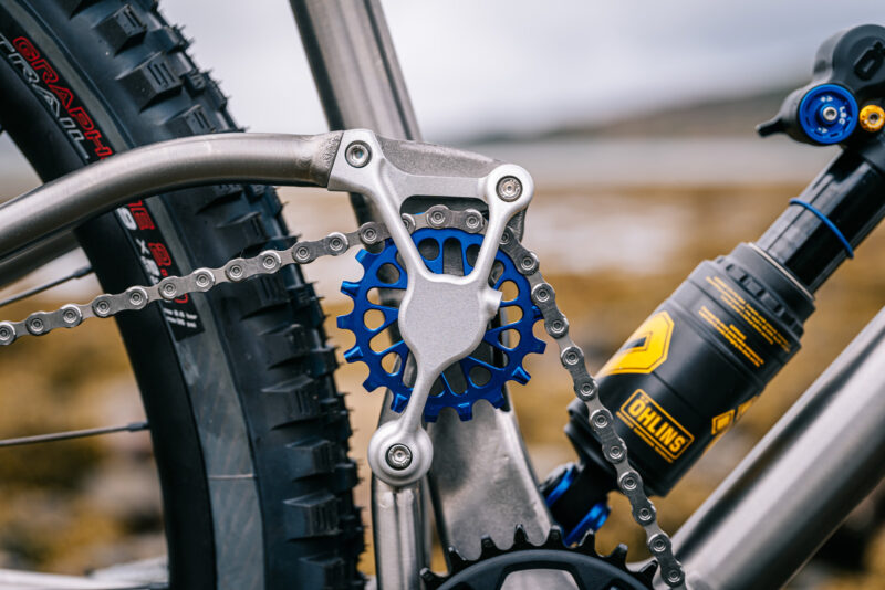 Deviate Expand Project Tilander to 145mm Titanium High-Pivot