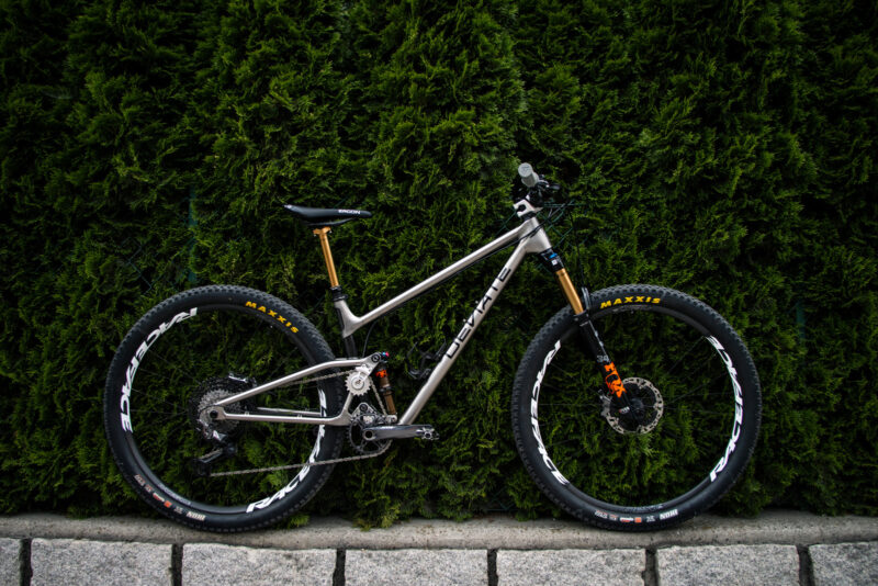 Deviate Expand Project Tilander to 145mm Titanium High-Pivot