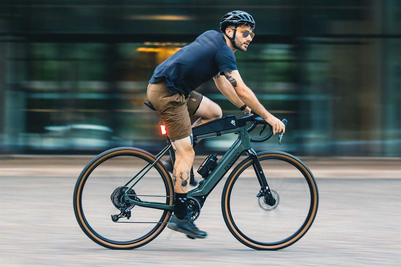 Basso Volta carbon gravel ebike, city riding
