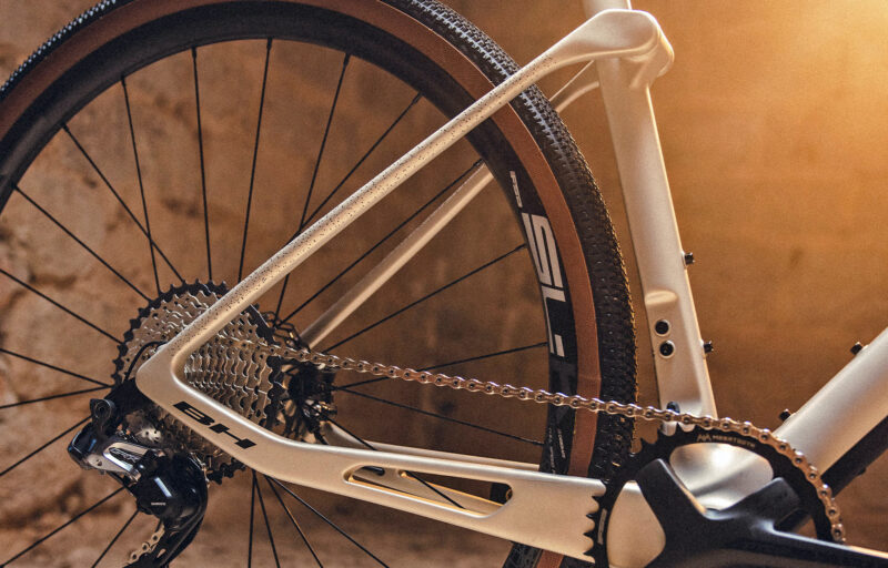 BH GravelX v2 lightweight full-suspension gravel race bike, rear end detail