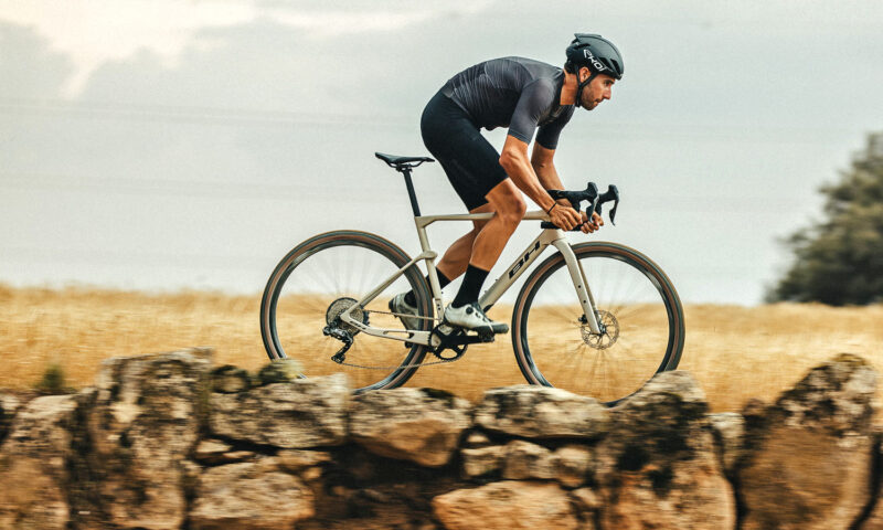 BH GravelX v2 lightweight full-suspension gravel race bike, riding