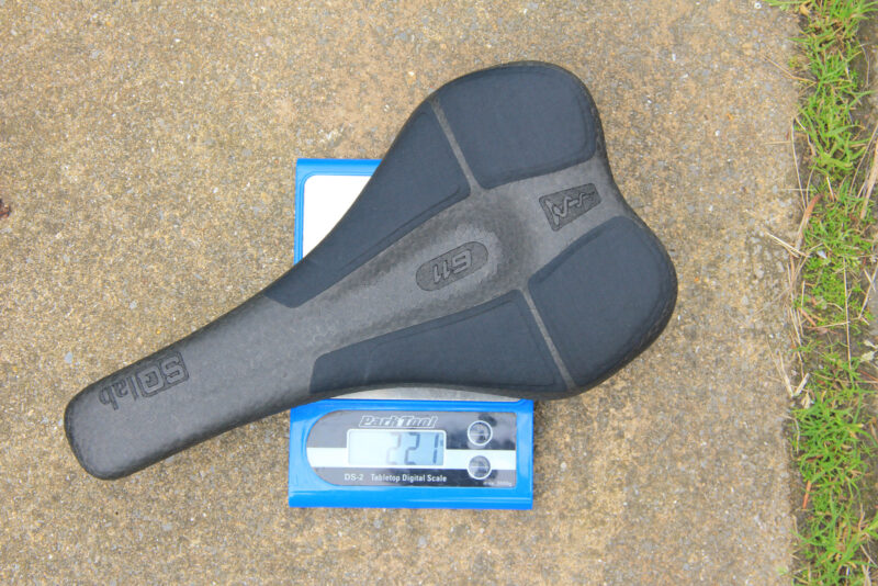 actual weight 15cm sqlab 611 infinergy active carbon rail saddle mtb enduro