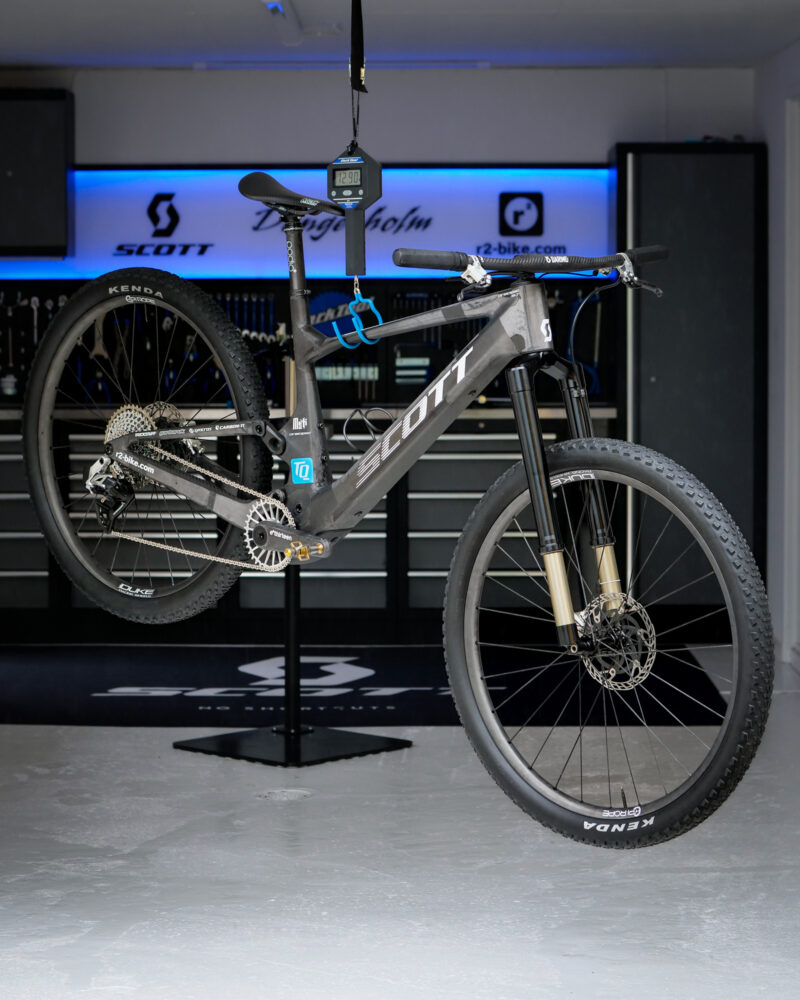 dangerholm worlds lightest emtb scott lumen eride xc WEIGHED