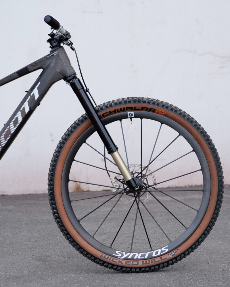 DANGERHOLM WORLDS LIGHTEST EMTB SCOTT LUMEN ERIDE BUILD trail version syncros silverton sl carbon wheels