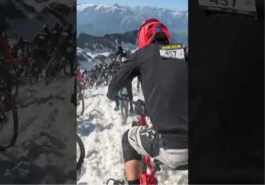 Insane Mass Start Mountain Bike Race On A Glacier 🤯🔥